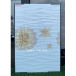 Gạch 30x60 họa tiết hoa cúc ốp tường